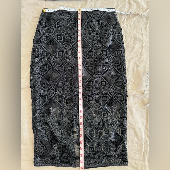 Express mix & match 2 piece sequin dress set - Picture 3 of 4